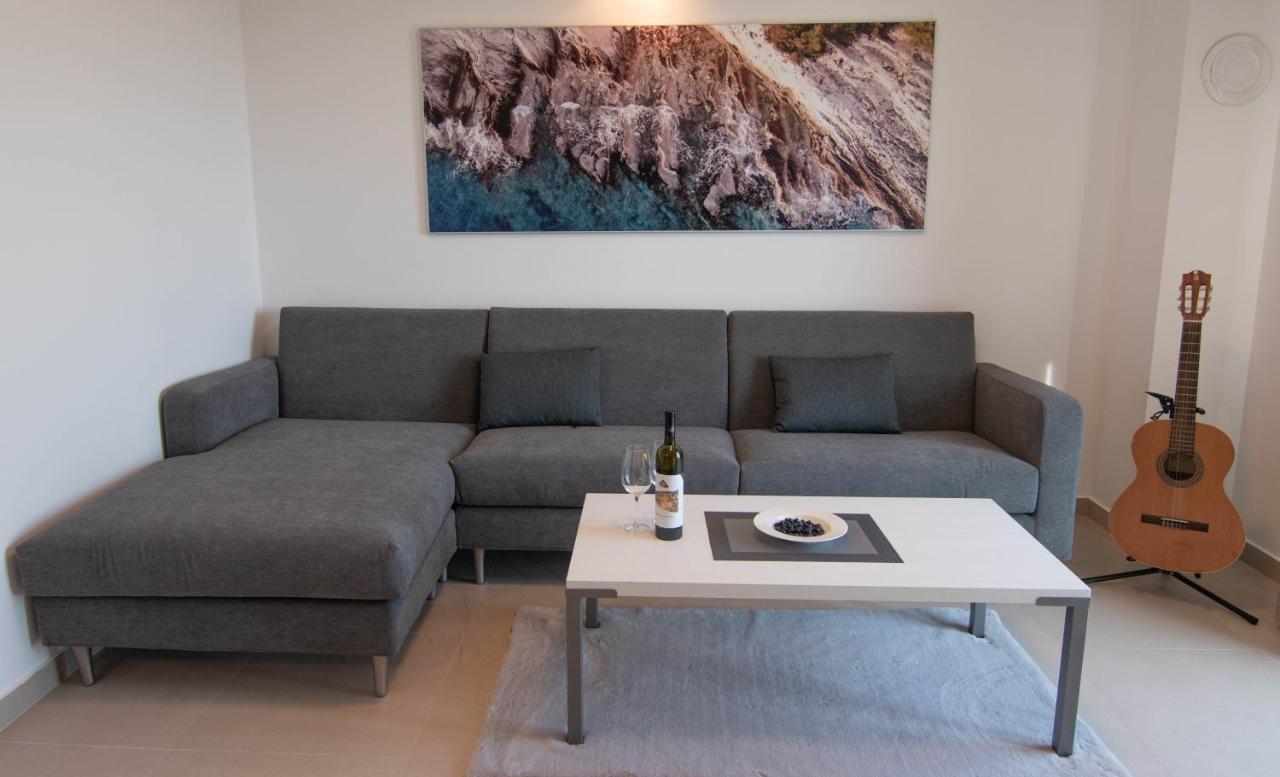 Luxury Apartment Faro With Sea View And Swimming Pool เปรมันตูรา ภายนอก รูปภาพ